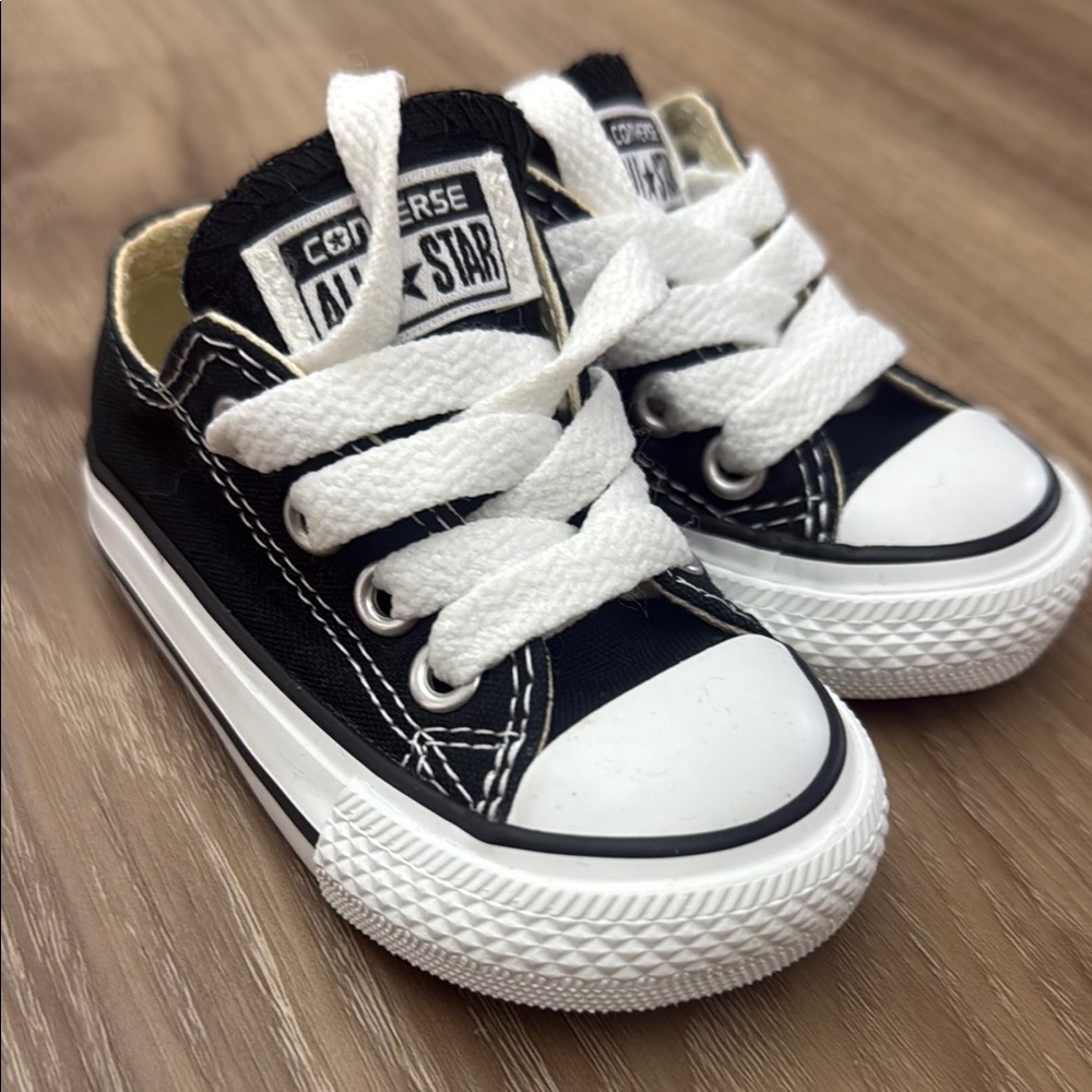 Converse Kids Black and White Sneakers—- BRAND NEW! With box!